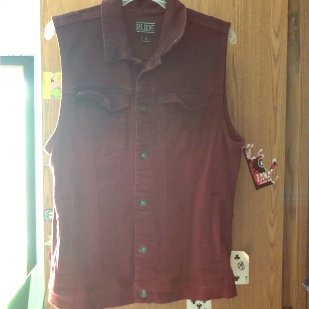 Rude Vest